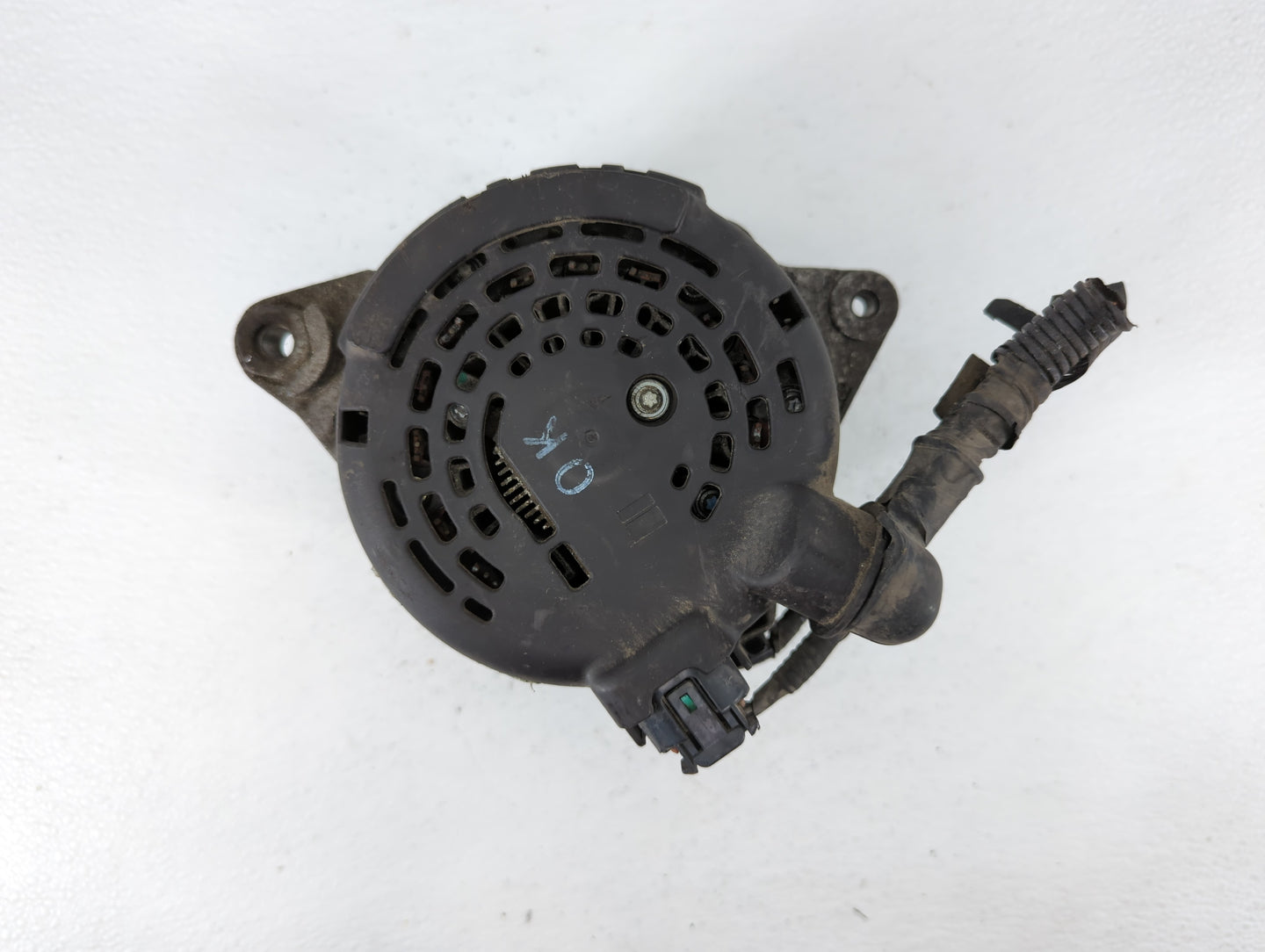 2014-2016 Hyundai Elantra Alternator Replacement Generator Charging Assembly Engine OEM P/N:37300-2E700 Fits 2014 2015 2016 OEM Used Auto Parts - Oemusedautoparts1.com