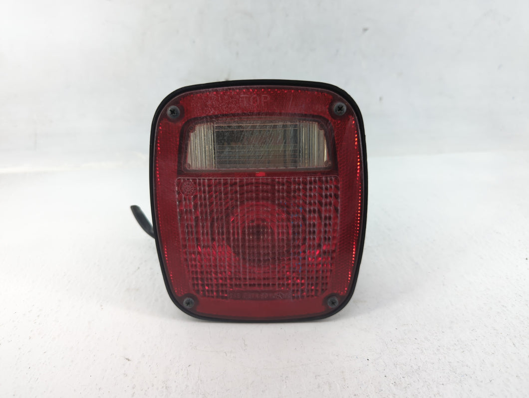 1998-2006 Jeep Wrangler Tail Light Assembly Passenger Right OEM P/N:56018648 Fits OEM Used Auto Parts