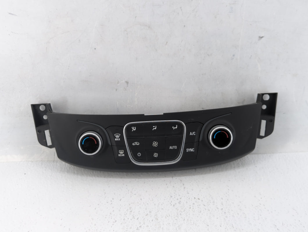 2018-2022 Chevrolet Traverse Climate Control Module Temperature AC/Heater Replacement P/N:84344401 Fits 2018 2019 2020 2021 2022 OEM Used Auto Parts