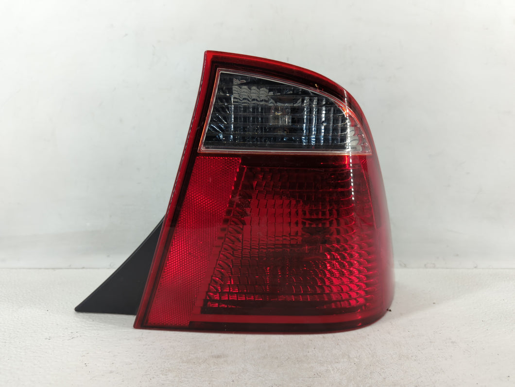 2005-2007 Ford Focus Tail Light Assembly Passenger Right OEM P/N:5S4X-13404-A 5S43-13B504-A Fits Fits 2005 2006 2007 OEM Used Auto Parts