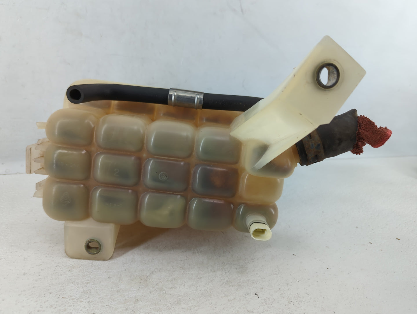 Radiator Coolant Overflow Expansion Tank Bottle - Oemusedautoparts1.com