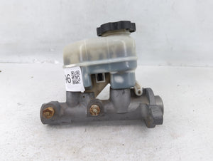 2004-2008 Cadillac Xlr Brake Master Cylinder Silver