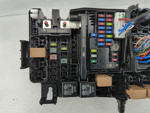 2018-2021 Hyundai Kona Fusebox Fuse Box Panel Relay Module P/N:2519812020 91227-J9951-42 Fits 2018 2019 2020 2021 OEM Used Auto Parts