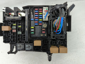 2018-2021 Hyundai Kona Fusebox Fuse Box Panel Relay Module P/N:2519812020 91227-J9951-42 Fits 2018 2019 2020 2021 OEM Used Auto Parts