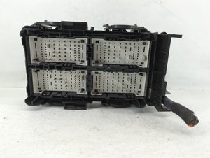 2018-2019 Chevrolet Malibu Fusebox Fuse Box Panel Relay Module P/N:84181107_03 Fits 2018 2019 OEM Used Auto Parts