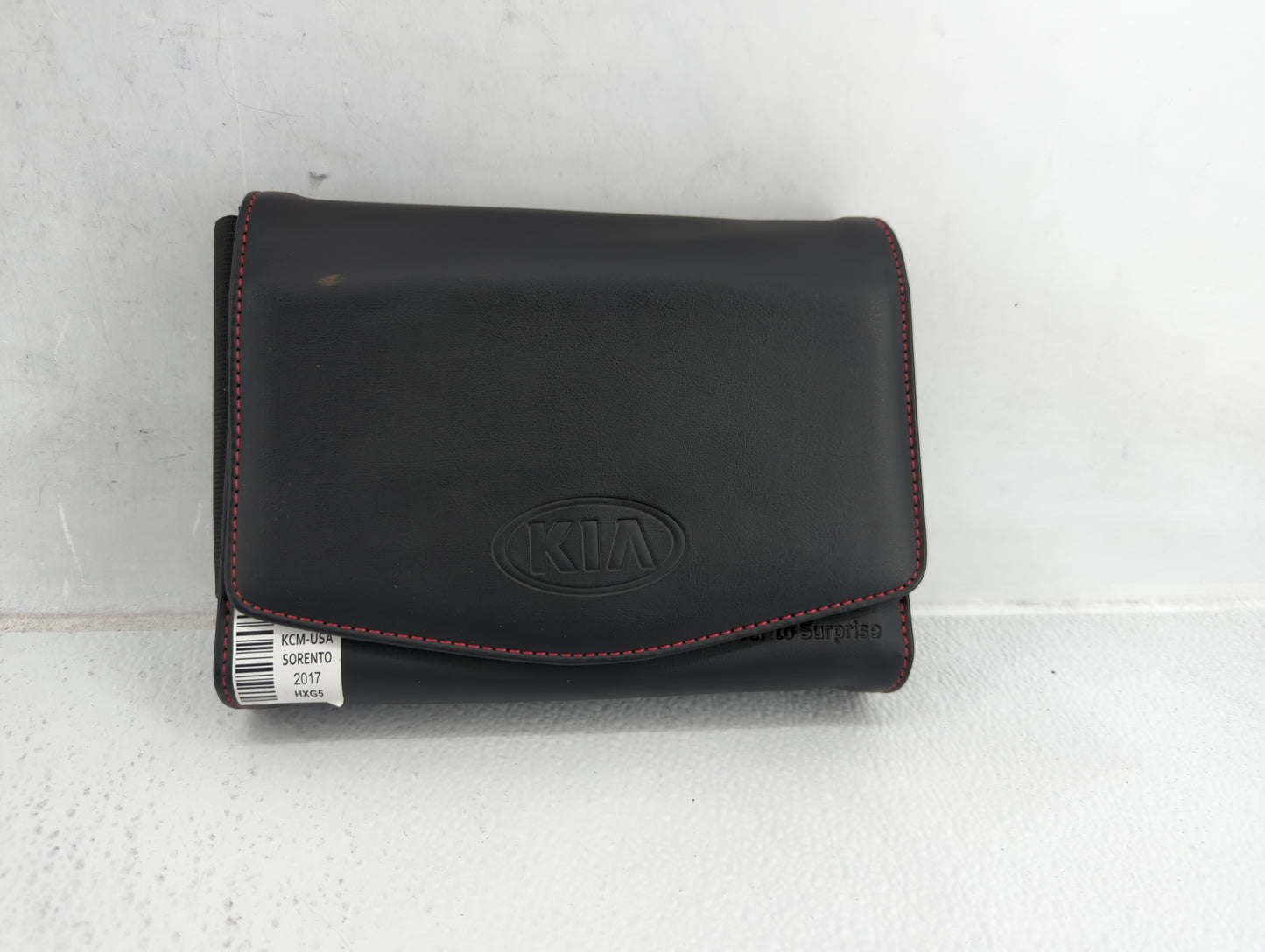 2017 Kia Sorento Owners Manual Book Guide P/N:HXG5-EU65A OEM Used Auto Parts - Oemusedautoparts1.com