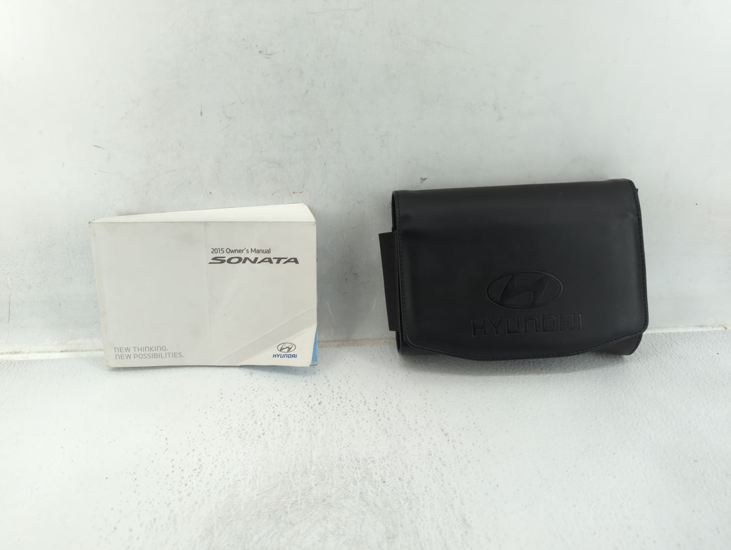 2015 Hyundai Sonata Owners Manual Book Guide P/N:FC10-EU52J OEM Used Auto Parts - Oemusedautoparts1.com