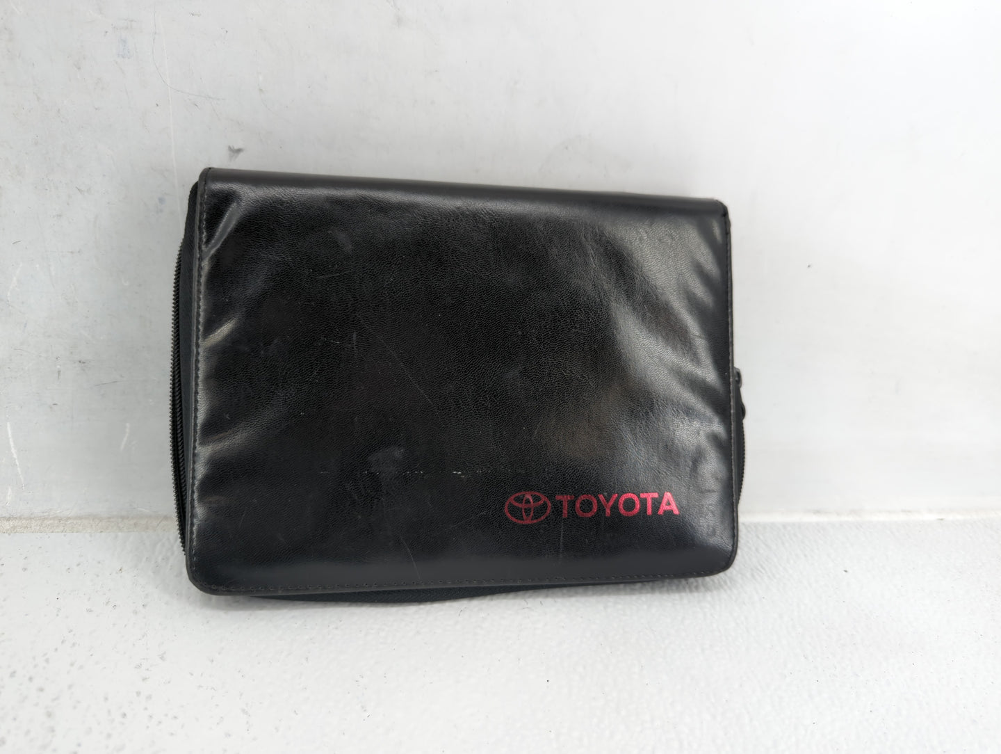 2002 Toyota Camry Owners Manual Book Guide P/N:01999-33544 OEM Used Auto Parts - Oemusedautoparts1.com