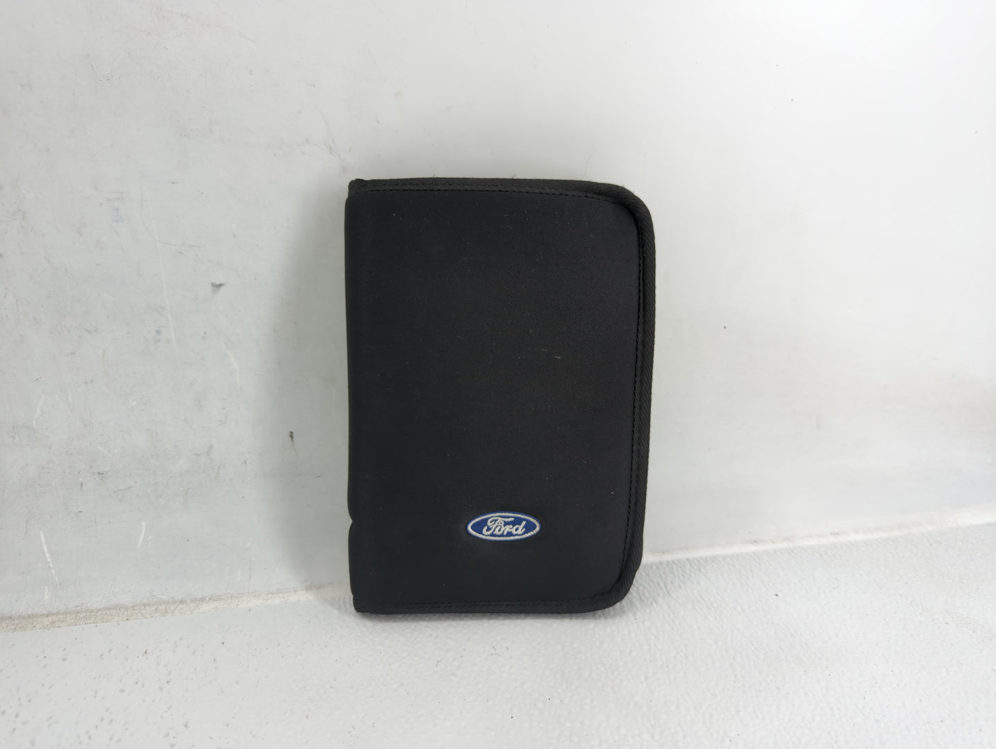 2008 Ford Explorer Owners Manual Book Guide P/N:8L2J 19A321 LA OEM Used Auto Parts - Oemusedautoparts1.com