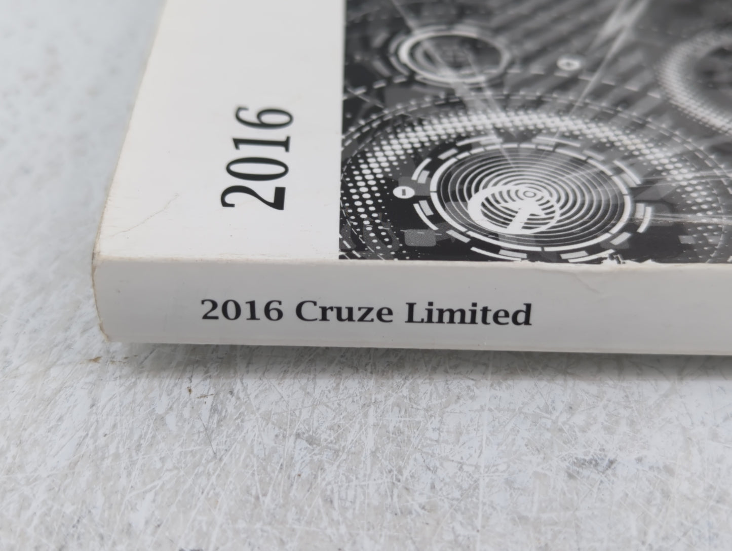 2016 Chevrolet Cruze Owners Manual Book Guide P/N:22852844 B OEM Used Auto Parts - Oemusedautoparts1.com