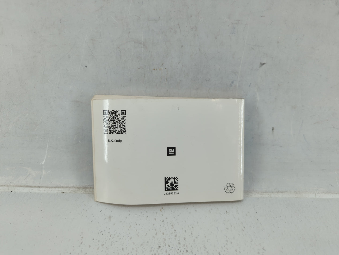 2016 Chevrolet Cruze Owners Manual Book Guide P/N:22852844 B OEM Used Auto Parts - Oemusedautoparts1.com