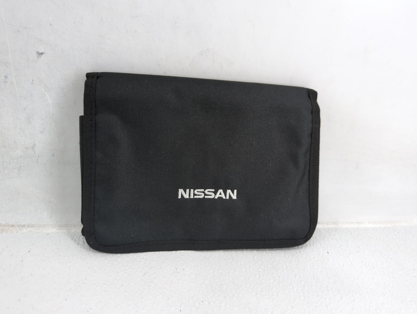 2015 Nissan Altima Owners Manual Book Guide P/N:OM15EA OL33U3 OEM Used Auto Parts - Oemusedautoparts1.com