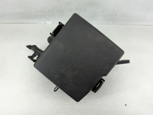 2014-2015 Kia Sorento Fusebox Fuse Box Panel Relay Module P/N:91941-2P520 Fits 2014 2015 OEM Used Auto Parts