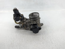2000-2004 Toyota Avalon Throttle Body P/N:22270-0A060 Fits 2000 2001 2002 2003 2004 OEM Used Auto Parts