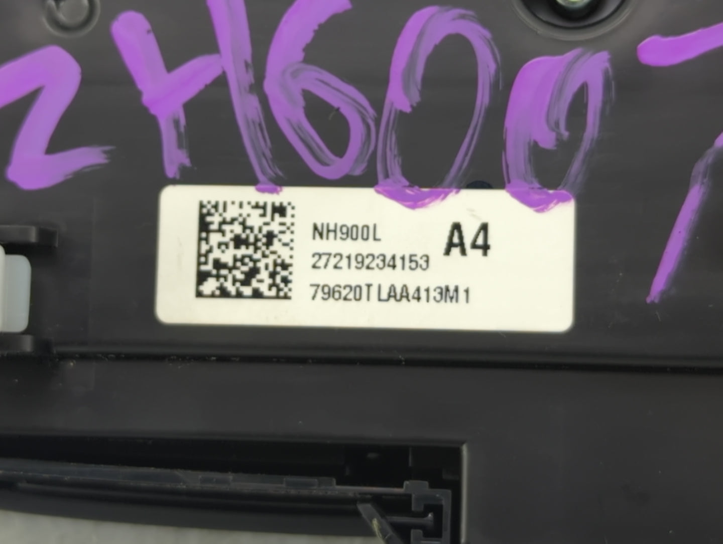 2019 Honda Cr-V Climate Control Module Temperature AC/Heater Replacement P/N:27219234153 NH900L Fits OEM Used Auto Parts - Oemusedautoparts1.com