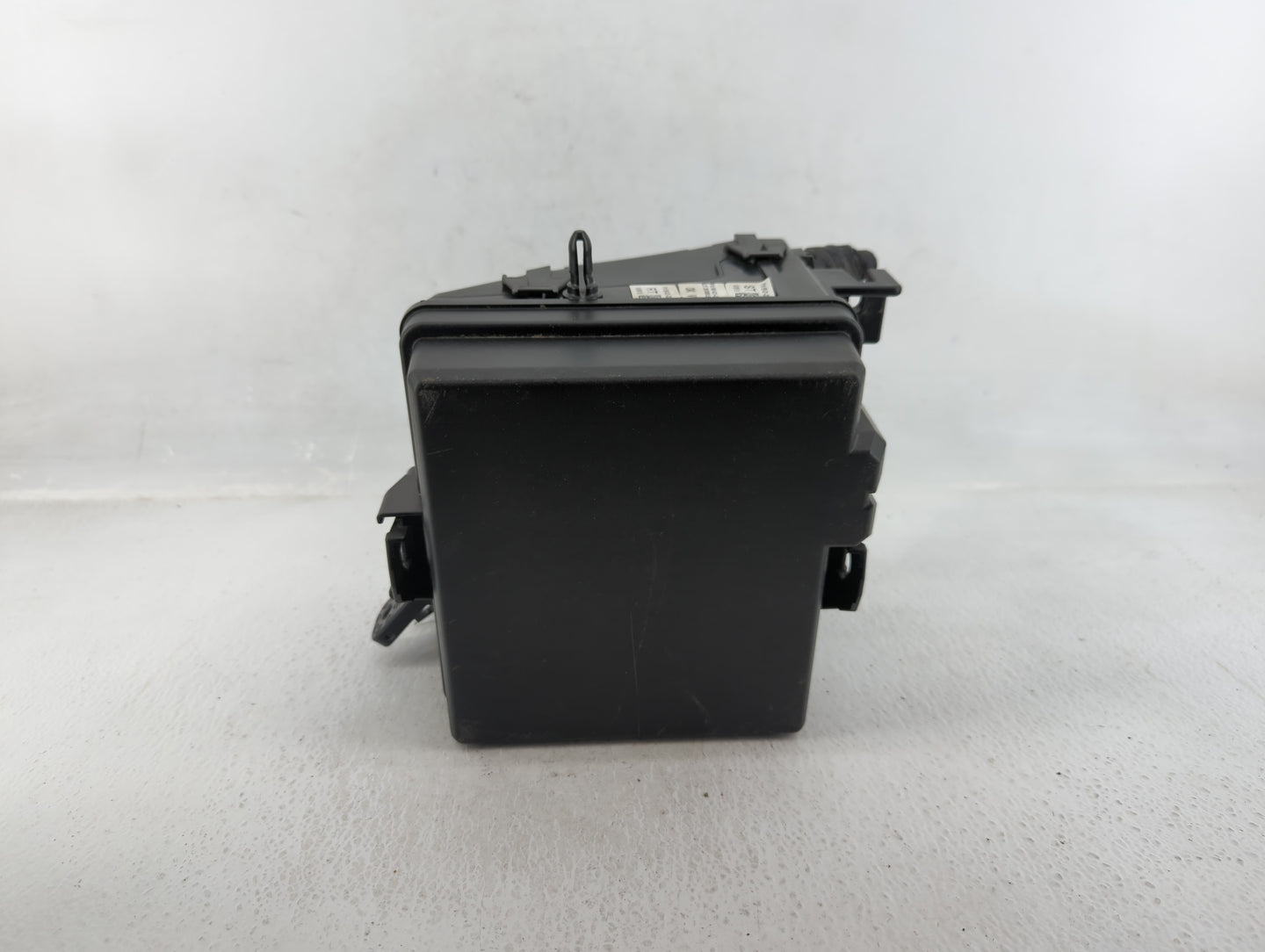 2016-2018 Hyundai Tucson Fusebox Fuse Box Panel Relay Module P/N:N91431-D3200 Fits Fits 2016 2017 2018 OEM Used Auto Parts - Oemusedautoparts1.com