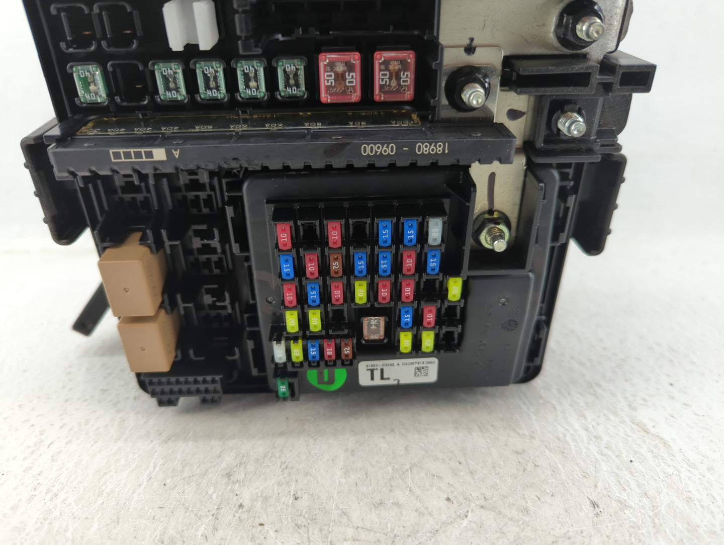 2016-2018 Hyundai Tucson Fusebox Fuse Box Panel Relay Module P/N:N91431-D3200 Fits Fits 2016 2017 2018 OEM Used Auto Parts - Oemusedautoparts1.com