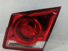 2014 Chevrolet Cruze Limited Tail Light Assembly Passenger Right OEM P/N:0042124 Fits 2011 2012 2013 2015 2016 OEM Used Auto Parts