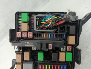 2014-2015 Kia Sorento Fusebox Fuse Box Panel Relay Module P/N:91941-2P520QQK Fits 2014 2015 OEM Used Auto Parts