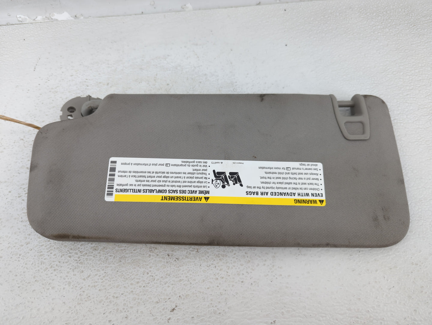 2017 Chevrolet Traverse Sun Visor Shade Replacement Passenger Right Mirror Fits OEM Used Auto Parts - Oemusedautoparts1.com