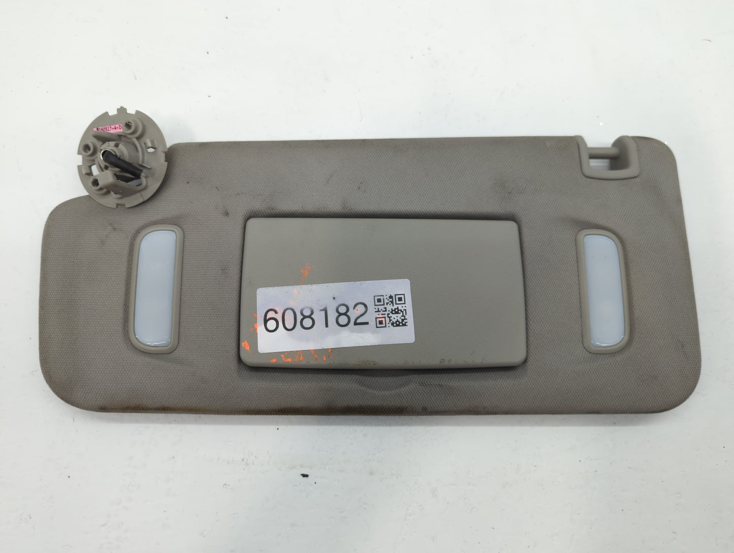 2017 Chevrolet Traverse Sun Visor Shade Replacement Driver Left Mirror Fits OEM Used Auto Parts - Oemusedautoparts1.com