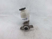 2009-2014 Gmc Yukon Xl 1500 Brake Master Cylinder