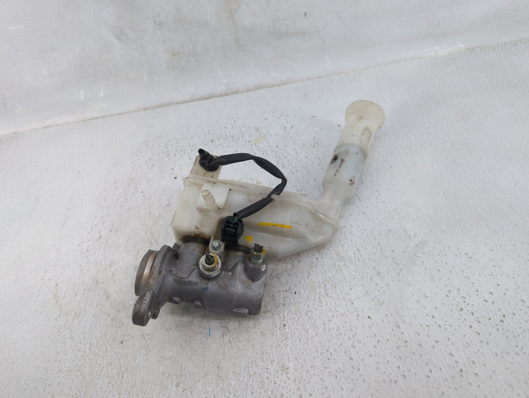 2013-2019 Nissan Sentra Brake Master Cylinder