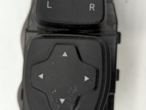 2019-2020 Hyundai Veloster Master Power Window Switch Replacement Driver Side Left P/N:29916344 Fits 2019 2020 OEM Used Auto Parts