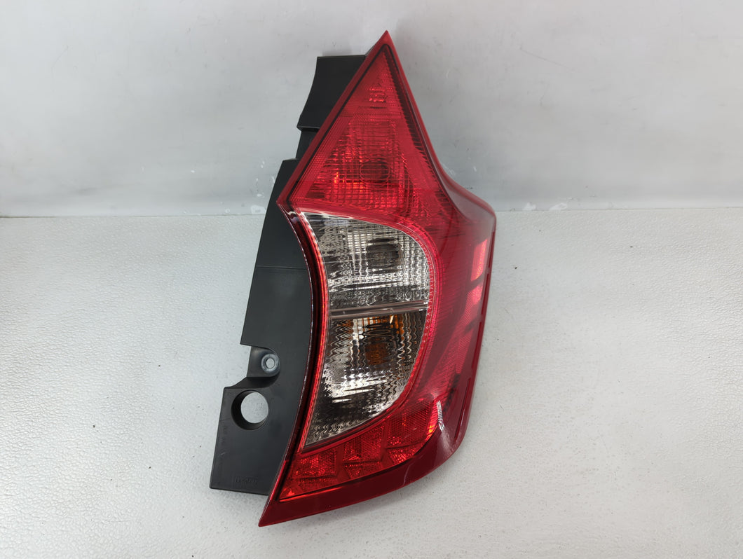 2014-2019 Nissan Versa Tail Light Assembly Passenger Right OEM P/N:265503WC0A Fits Fits 2014 2015 2016 2017 2018 2019 OEM Used Auto Parts