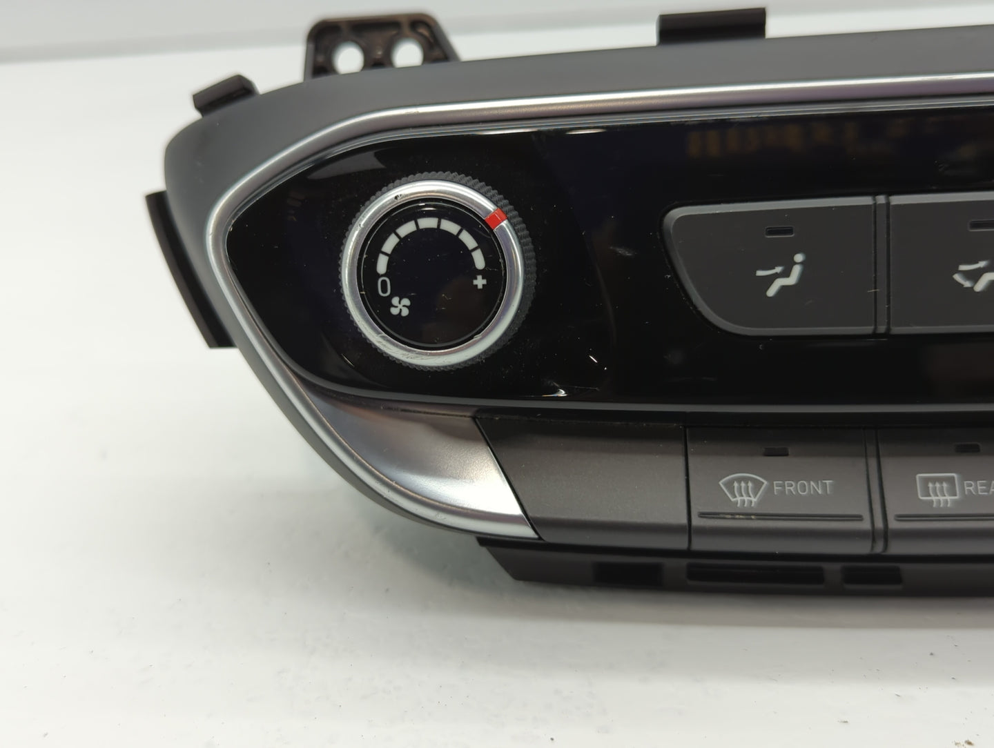 2018-2020 Hyundai Elantra Climate Control Module Temperature AC/Heater Replacement P/N:97250-G3080 Fits Fits 2018 2019 2020 OEM Used Auto Parts - Oemusedautoparts1.com