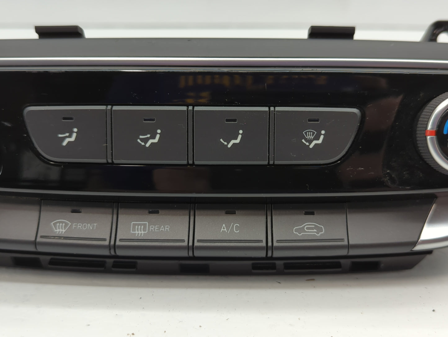 2018-2020 Hyundai Elantra Climate Control Module Temperature AC/Heater Replacement P/N:97250-G3080 Fits Fits 2018 2019 2020 OEM Used Auto Parts - Oemusedautoparts1.com