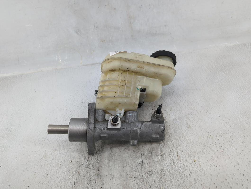 2013-2019 Ford Taurus Brake Master Cylinder