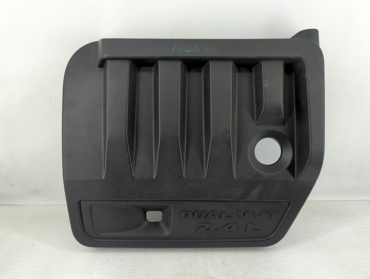 2010 Dodge Journey Engine Cover - Oemusedautoparts1.com