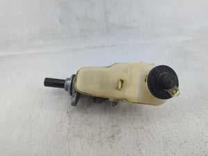 2009-2009 Pontiac Vibe Brake Master Cylinder