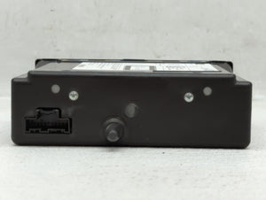 2014 Chevrolet Silverado 1500 Radio AM FM Cd Player Receiver Replacement P/N:13594481 Fits 2013 2015 OEM Used Auto Parts