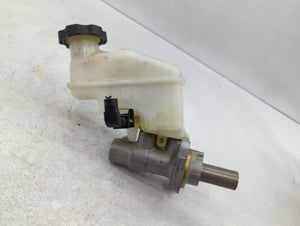 2012-2017 Hyundai Azera Brake Master Cylinder