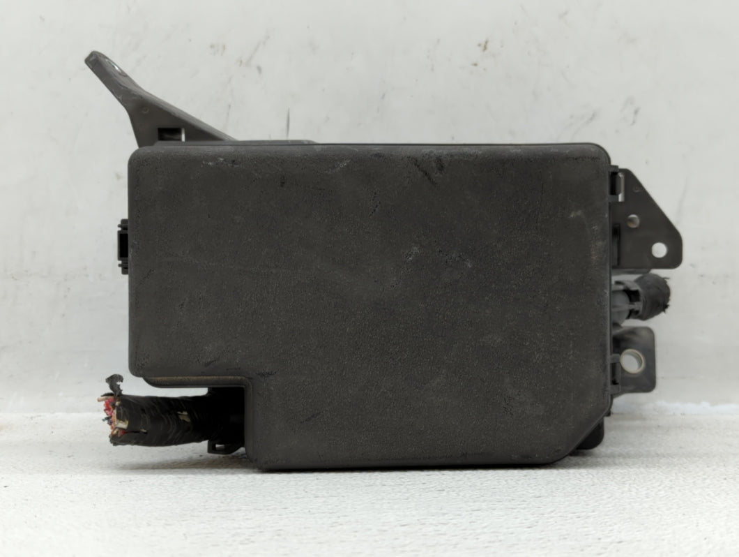 2006-2012 Toyota Rav4 Fusebox Fuse Box Panel Relay Module P/N:82662-0R010 Fits 2006 2007 2008 2009 2010 2011 2012 OEM Used Auto Parts