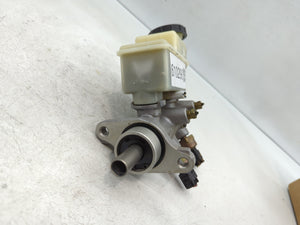 2004-2007 Nissan Titan Brake Master Cylinder