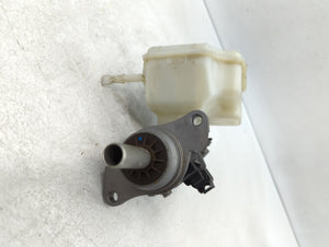 2013-2015 Volkswagen Passat Brake Master Cylinder