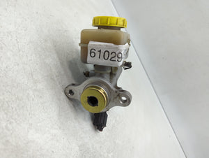 2003-2004 Nissan Xterra Brake Master Cylinder