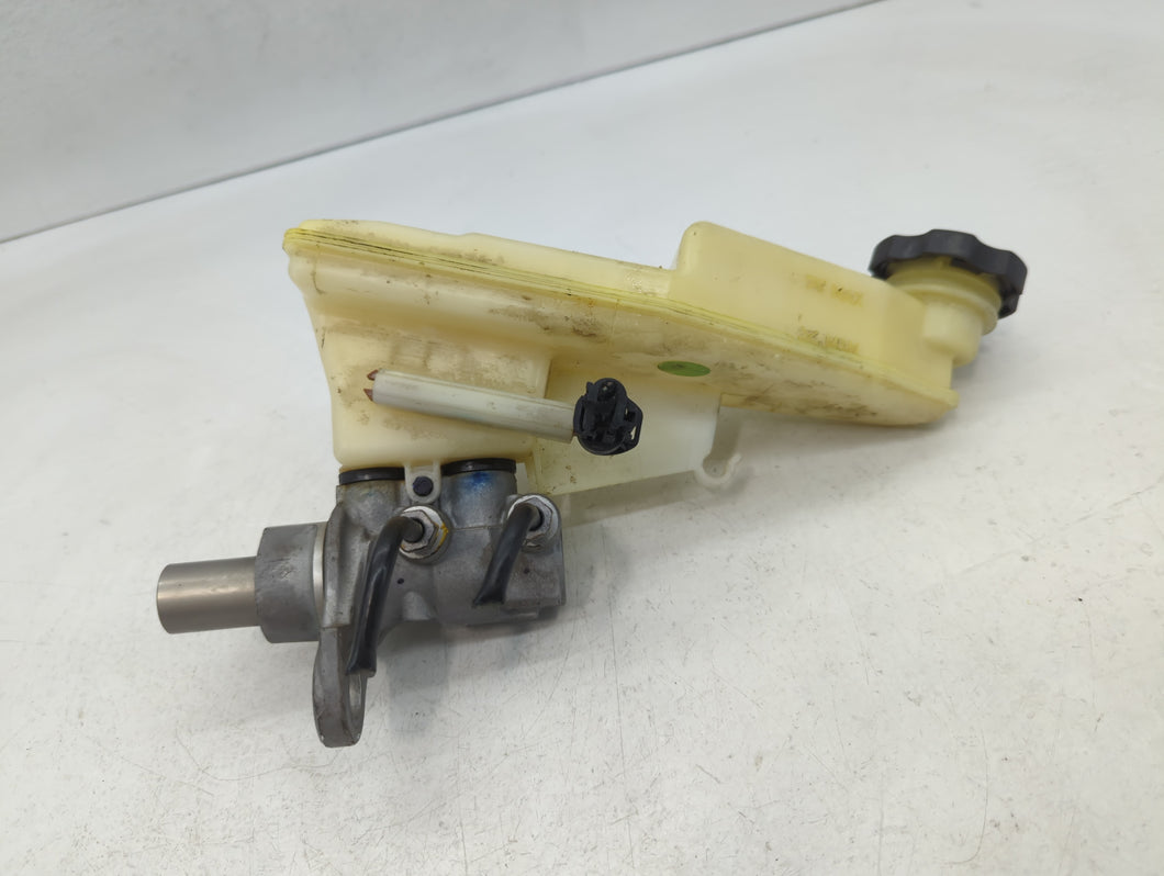 2016-2019 Chevrolet Cruze Brake Master Cylinder