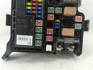 2017-2019 Kia Soul Fusebox Fuse Box Panel Relay Module P/N:91709B2070 Fits 2017 2018 2019 OEM Used Auto Parts