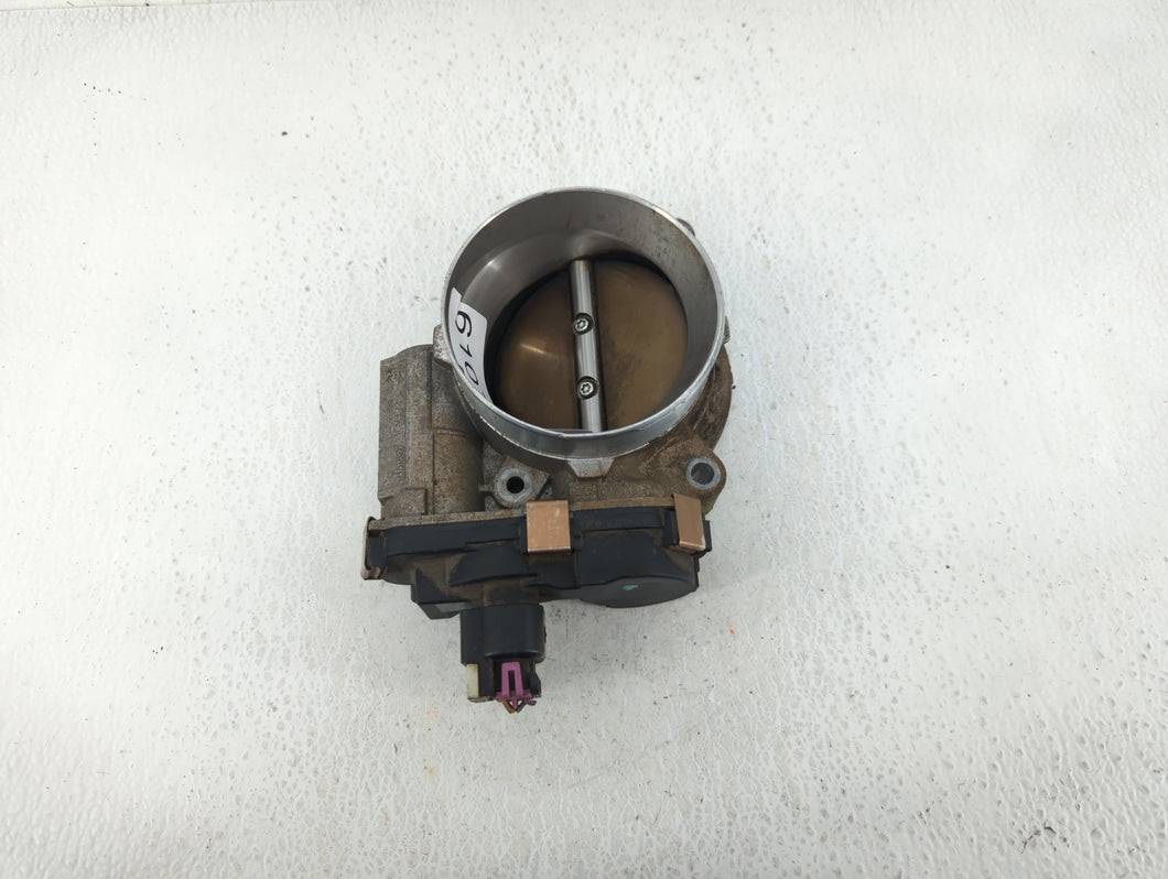 2009-2013 Gmc Sierra 1500 Throttle Body P/N:9992 RME87-3C Fits 2009 2010 2011 2012 2013 2014 2015 OEM Used Auto Parts