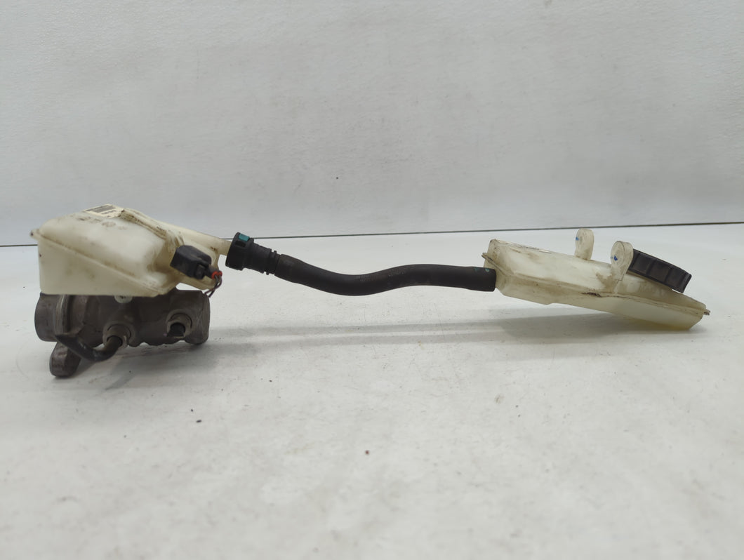 2013-2019 Ford Escape Brake Master Cylinder