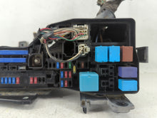 2010-2011 Toyota Camry Fusebox Fuse Box Panel Relay Module P/N:82720-06091 Fits 2010 2011 OEM Used Auto Parts