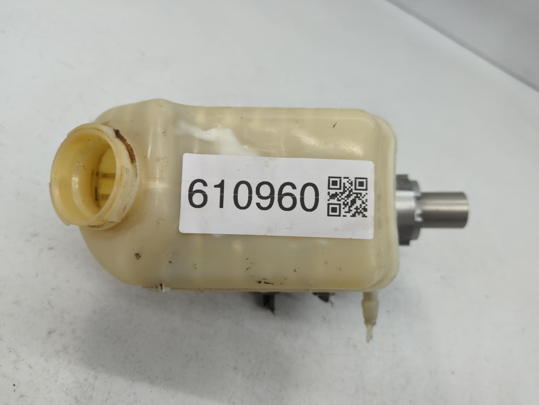 2013-2014 Cadillac Ats Brake Master Cylinder