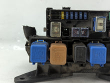 2000 Nissan Xterra Fusebox Fuse Box Panel Relay Module P/N:7154-3132 24382 3S500 Fits OEM Used Auto Parts