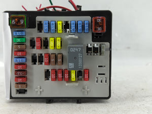 2010 Chevrolet Equinox Fusebox Fuse Box Panel Relay Module P/N:13717824 2084337 01 Fits OEM Used Auto Parts