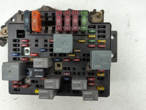 1999 Chevrolet S10 Fusebox Fuse Box Panel Relay Module P/N:1532892 Fits OEM Used Auto Parts