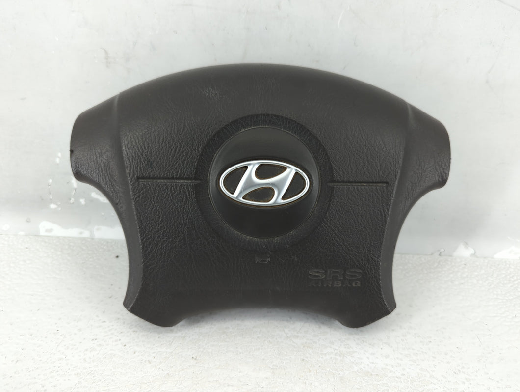 2004-2006 Hyundai Elantra Air Bag Driver Left Steering Wheel Mounted P/N:56900-2D600S0 Fits 2004 2005 2006 OEM Used Auto Parts